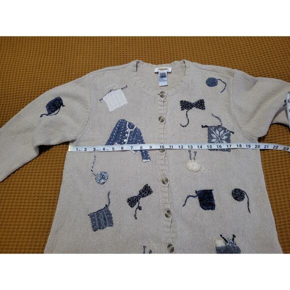 Vintage Talbots Button Sweater Detailed Crocheter Knitter Crafts Sewing GUC M - Picture 5 of 8